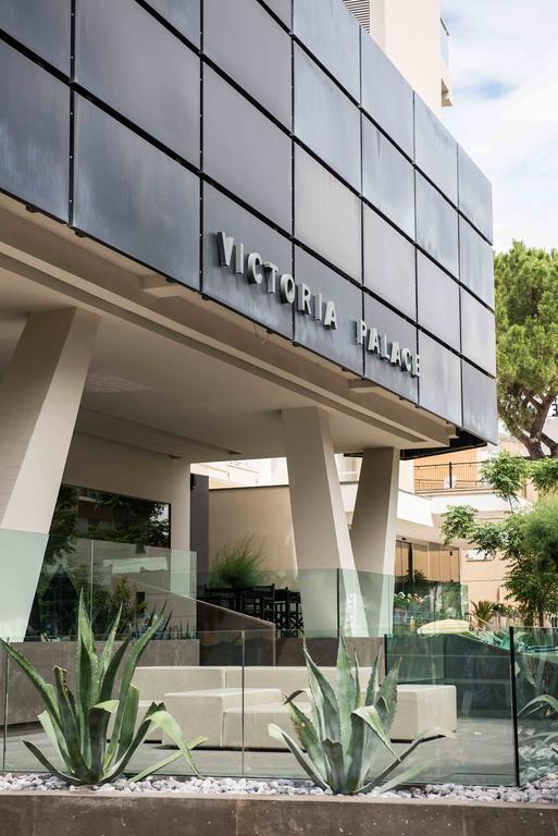Victoria Palace Hotel Cattolica Bagian luar foto